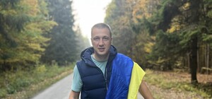 Ветеран АТО дійшов з Одеси до Яремчі пішки та зібрав три мільйони гривень для ЗСУ