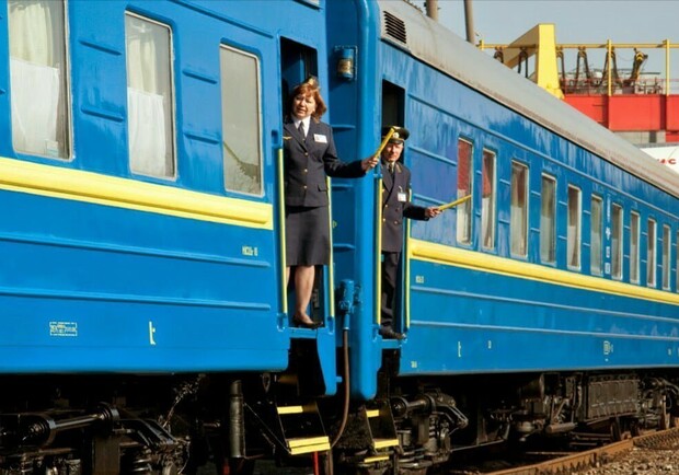 «Львівська залізниця» змінила розклад руху низки приміських поїздів 