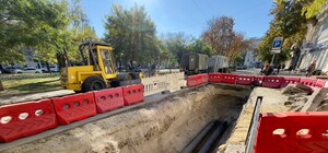 На Олександрівському проспекті продовжили ремонт тепломереж: коли закінчать