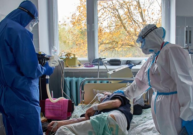 На Львівщині зберігається високий рівень смертності через COVID-19 