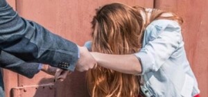 В Одесі чоловік вирушив із жінкою на побачення пограбував її