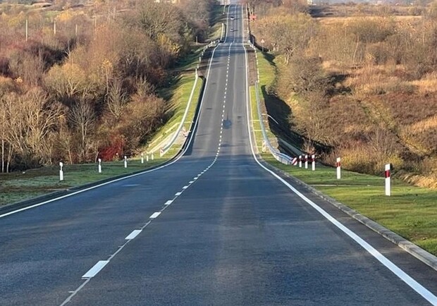 Завершується ремонт прикордонної дороги на ділянці Хирів – Поляна 