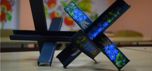 У Дніпрі за донат на ЗСУ можна придбати протитанковий їжак