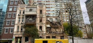 Кличко відповів на петицію про відновлення зруйнованого дроном будинку на Жилянській