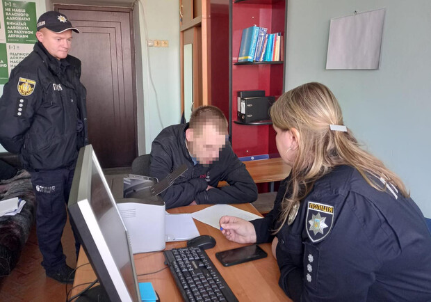 На Львівщині затримали двох ухилянтів з підробленими документами 