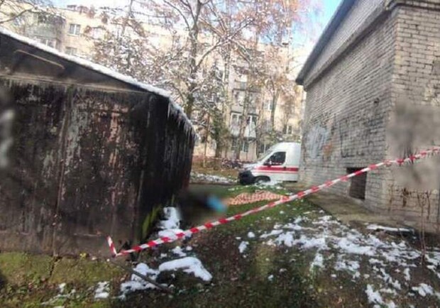 У Львові 25-річний чоловік застрелив безпритульного і заховав труп за гаражем. 