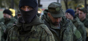 Окупанти в Мелітополі вибудовують оборону Криму