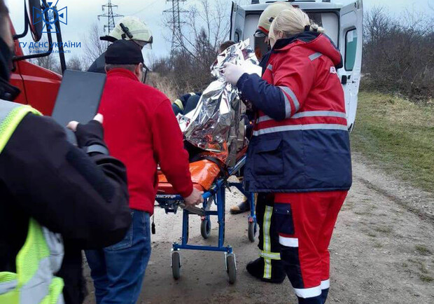 З озера на Львівщині витягнули 45-річного чоловіка 