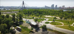 У Києві посадовець та підрядники вкрали на ремонті парку 