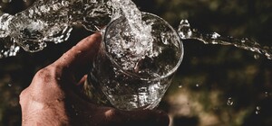 Нітрати, ризик кишкових інфекцій: з яких джерел небезпечно брати питну воду в Харкові