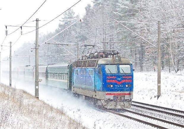Укрзалізниця оголосила про затримку низки поїздів, які зокрема курсують через Львів 
