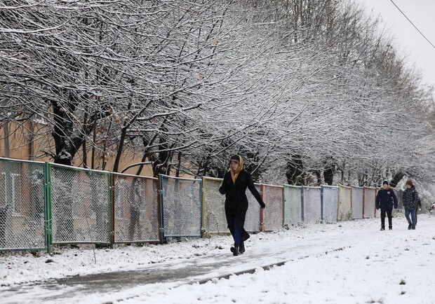 На 16 грудня у Львові оголосили штормове попередження. 