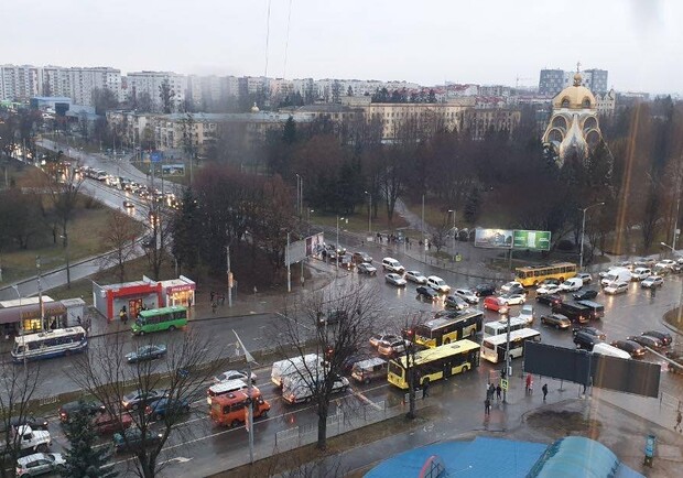На перехресті вулиць Стрийської – Наукової у Львові хочуть змінити рух транспорту. 
