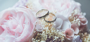 У Бучі через відключення світла пара одружилася у поліцейській дільниці