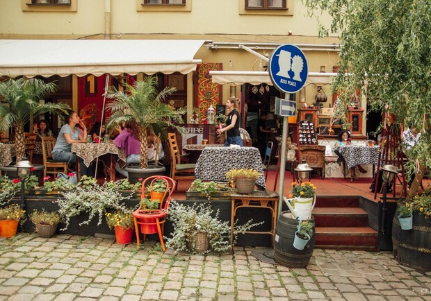 Популярні ресторани та кав'ярні Львова, які закрилися у 2022 році. 