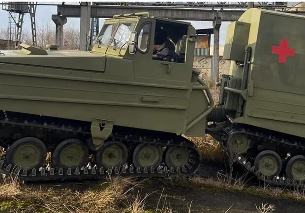 Дві машини-амфібії вирушили на передову зі Стрия 