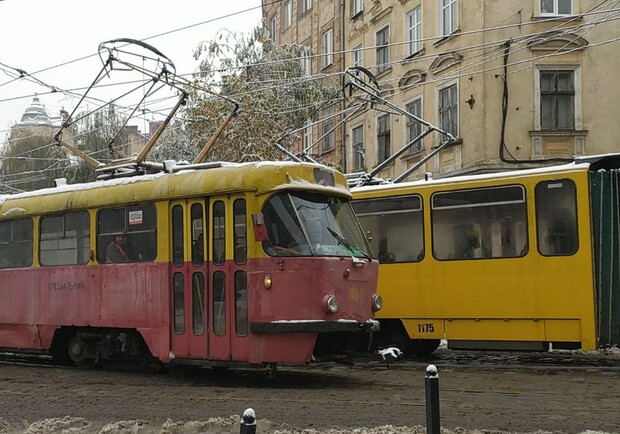 У Львові зупинився весь електротранспорт. 