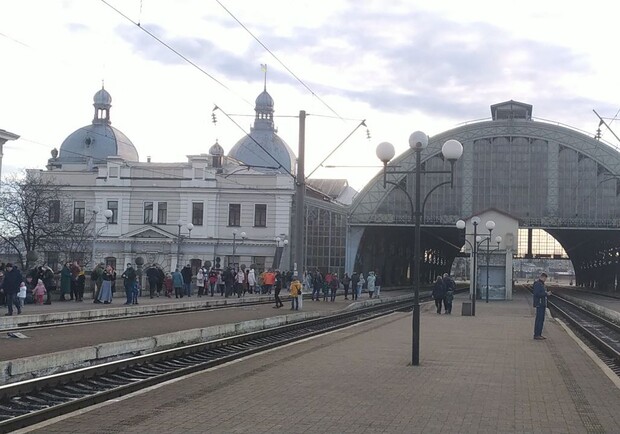 До Львова запустили додаткові потяги з Києва і Одеси 