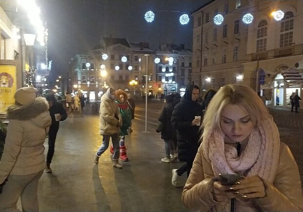 Снігопад та ожеледиця: у Львові оголосили штормове попередження 