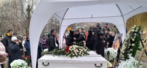 У Броварах прощаються з 5-річною Міланою та її мамою