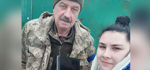 На Київщині у закинутому бліндажі окупантів знайшли викрадений ноутбук і повернули власниці