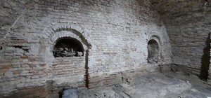 Поруч із Софійським собором розкопали підземні ходи - фото