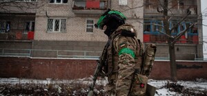 Дніпровські бійці показали, як обороняють Бахмут