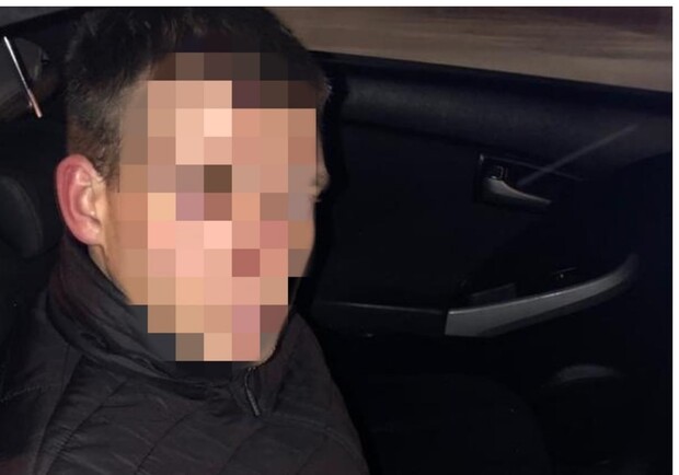 У Львові 20-річний хлопець викрав автомобіль 