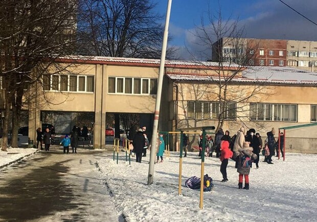 У Львові повідомили про замінування шкіл. 
