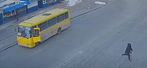 У Києві пасажир напав з ножем на маршрутника та вкрав його виторг