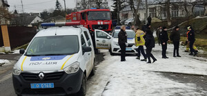 На озері у Жидачеві двоє підлітків провалилися під кригу