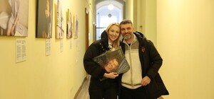 Ольга Полякова і Михайло Діанов приїхали до Львова і передали 2,5 млн гривень для Реабілітаційного центру НЕЗЛАМНІ 