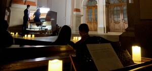 Старовинна органна музика при свічках