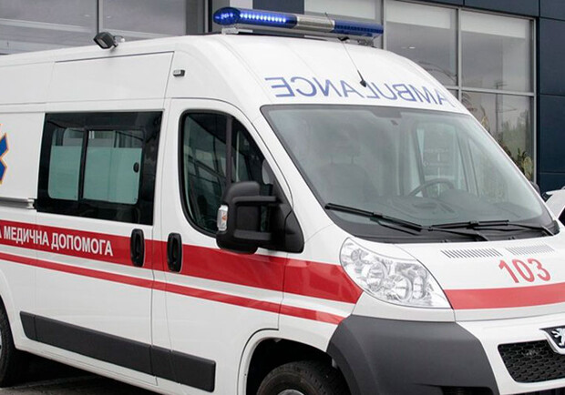 Біля "Арени Львів" автомобіль збив жінку. 