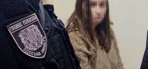 В Одесі затримали сутенерку, яка скаржилася на спад попиту на повій
