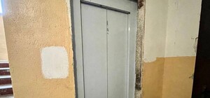 Що зараз відбувається у будинку на Перемозі, в який влучила російська ракета