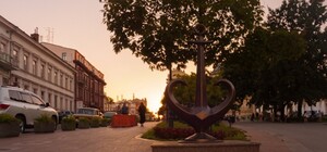 У міськраді не хочуть міняти туристичний символ Одеси, який створив Лебедєв