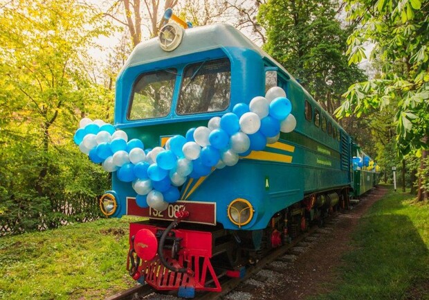 Є відповідь: коли відкриє сезон Львівська дитяча залізниця. 