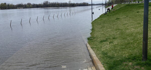 В Києві другий день підіймається рівень води у Дніпрі: подробиці