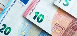 Курс валют в Україні 30 квітня 2023 року: скільки коштує долар і євро