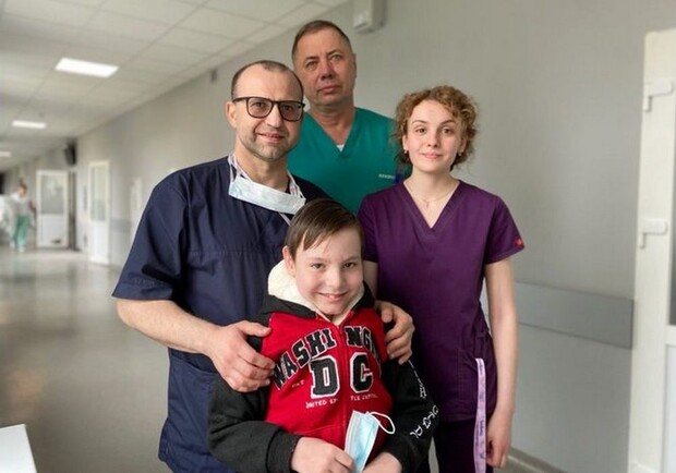У будь-який момент міг задихнутися: львівські медики врятували 9-річного хлопчика 
