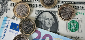 Курс валют в Україні 22 травня 2023 року: скільки коштує долар і євро