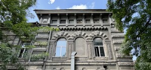 В Одесі продають колишній лікеро-горілчаний завод