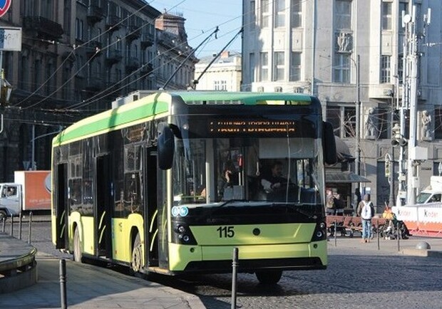 У неділю львівський тролейбус №33 не курсуватиме. 