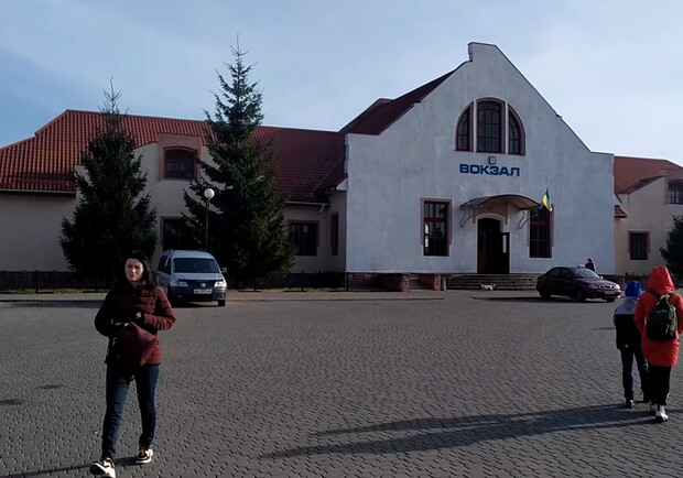 На залізничному вокзалі у Львівській області потяг смертельно травмував жінку 