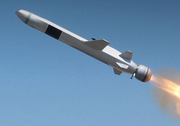 ППО збила над Львівською областю сім із десяти російських крилатих ракет "Калібр". 