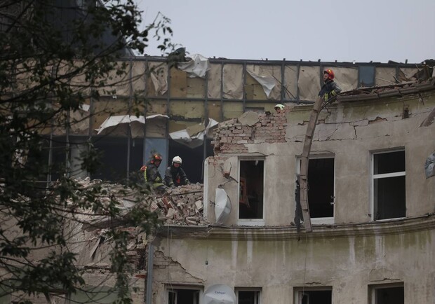 Російські ракети пошкодили 35 будинків у Львові під час нічного обстрілу 