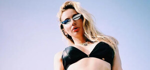 Пройшла по Центральному пляжу: у Запоріжжя приїхала Світлана Лобода (відео)