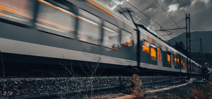 Квитки на нічні поїзди з Харкова до Польщі тепер можна купити лише онлайн