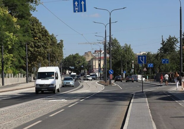 У Львові внесли зміни в рух транспорту на вулиці Шевченка 